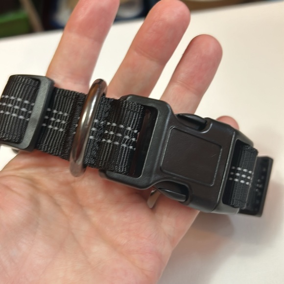 Airtag Dog Collar - Picture 7 of 7